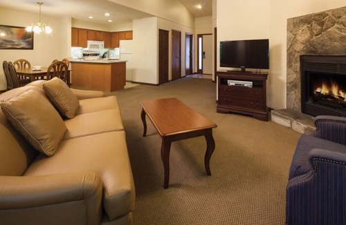 Lake Lure Condo | Wyndham Fairfield Mountain |2BR/2BA King Bed Suite