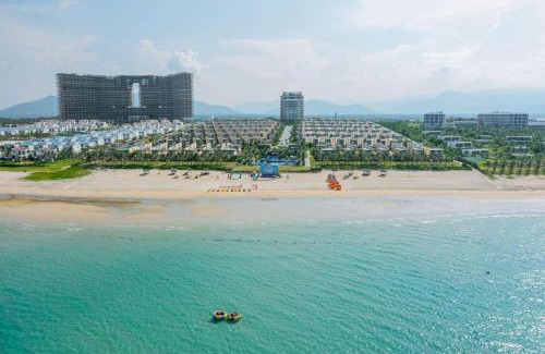 Cam Lam Hotel | Wyndham Garden Cam Ranh Resort
