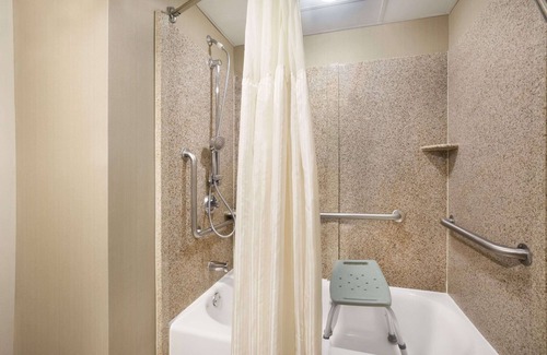 Guntersville Hotel | Wyndham Garden Lake Guntersville