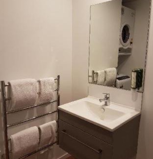 Frankton Hotel | Wyndham Garden Remarkables Park Queenstown