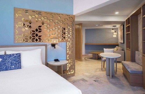 Zona Hotelera Resort | Wyndham Grand Cancun – Oceanfront Studio for 2 - All-Inclusive Resort