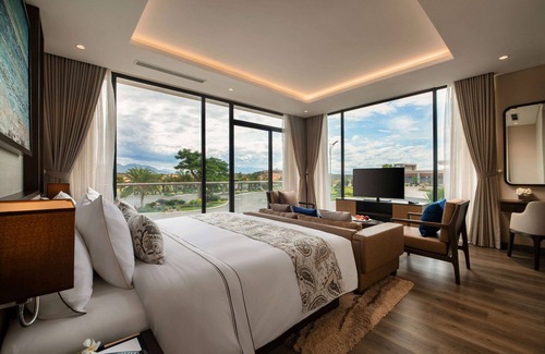 Cam Ranh Hotel | Wyndham Grand KN Paradise Cam Ranh