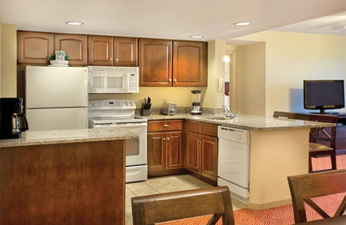 Old Town West Condo | Wyndham Old Town Alexandria, 2 Bedroom Deluxe Condo, Free WiFi and Parking
