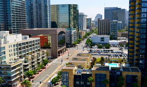 Columbia Hotel | Wyndham San Diego Bayside