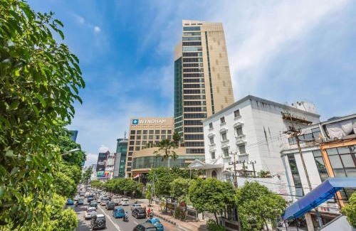 Surabaya Hotel | Wyndham Surabaya