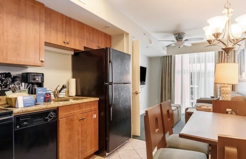 Cherry Grove Beach Condo | Wyndham Towers on the Grove at North Myrtle Beach - 2 Bedroom