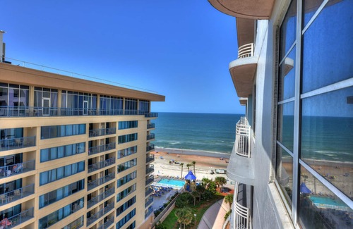 Seabreeze Historic District House | Wyndhams Ocean Walk 2/2 Bedroom