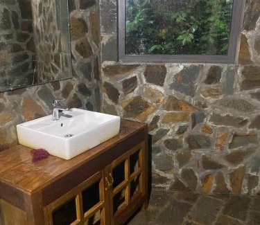 Ngoi Tu House | Xóm Cảng homestay-Thac Ba lake