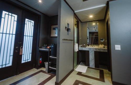 Tha Sala Apartment | X Lunar Mansion Hotel - โรงแรม ลูน่า แมนชั่น เชียงใหม่