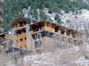 Mas de Ribafeta Hotel | Xalet Besolí