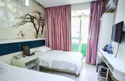 Liwan Hotel | Xinghe Xinfeng Hotel - Railway Station