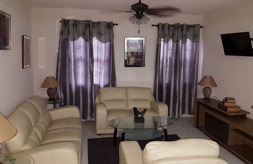 Oistins Apartment | Xquisite Suites ~ Where Luxury and Convenience Converge
