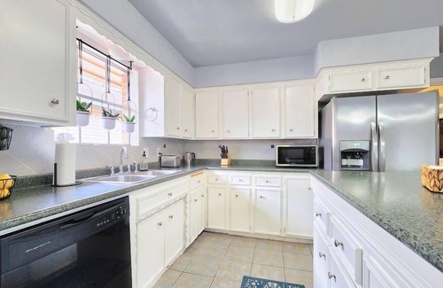 Greater Fondren Southwest House | XVP1 - Bankside · Quiet Location|Full Kitchen|Parking|Cute Backyard