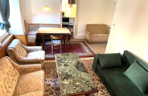 Kelkheim Apartment | XXL Mega House 24 7 Check In