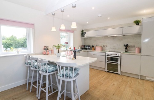 Dinas Cottage | Y BEUDY, family friendly, character holiday cottage in Caernarfon
