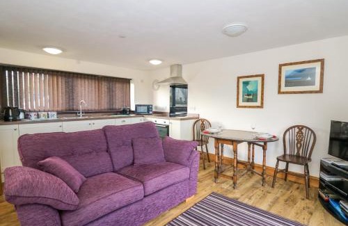 Maenclochog House | Y Gweithdy Rhos Eirin