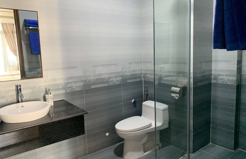 Cong Vi Hotel | Y PLACE Guest House