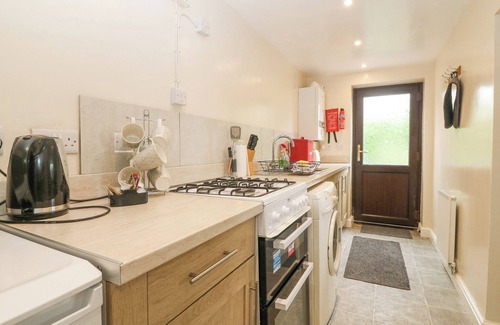 Llanrwst House | Y STABAL, pet friendly, with a garden in Llanrwst