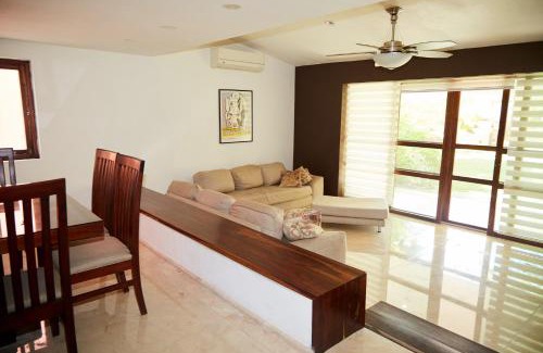 Zona Hotelera House | Yacht House