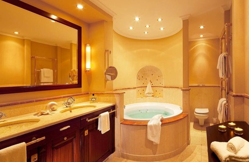 Hohe Dune Hotel | Yachthafenresidenz Hohe Duene