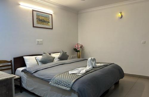 Thigalarapalya Hotel | Yahweh Suites