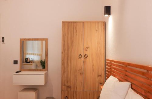 Yaliciftlik Hotel | Yalıyanı Pansiyon