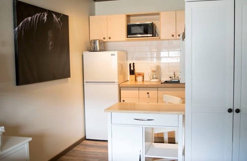 Canmore Condo | Yam 21 - Upper Studio with King