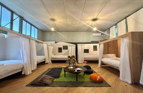 Miyoshi Hotel | 'Yamaneko Hotel 'Saunas, Serenity & Feline Friends