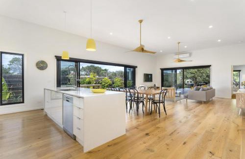 St. Andrews Beach House | Yaringa St Andrews