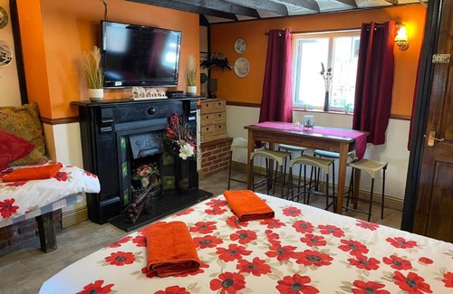 Yarm House | Yarm cottages Haystack