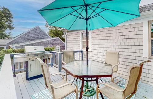 West Yarmouth House | Yarmouth Bliss