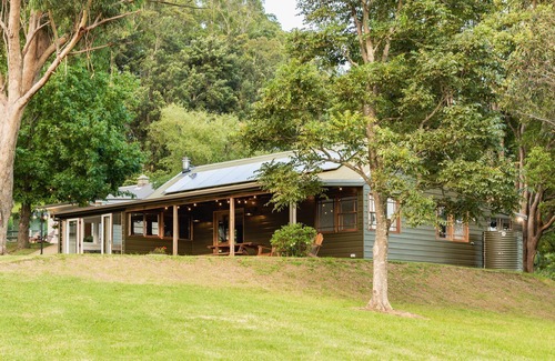 Jaspers Brush House | Yarrawong - The Barn, near Berry