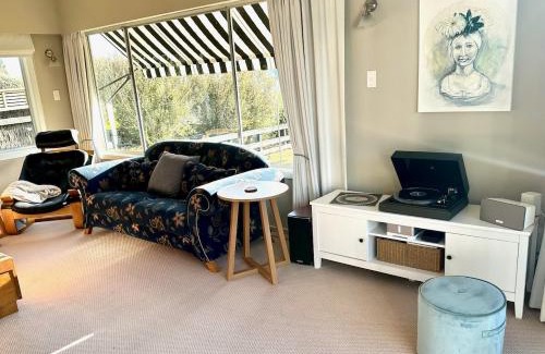 Kinloch House | Yasmin Cottage