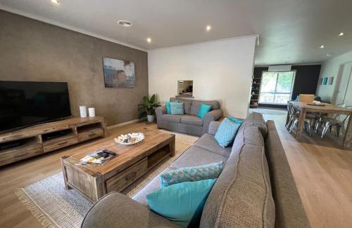 Yass House | Yass Valley Stays - Easy self check-in