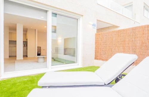 Oia Apartment | YBH Canido Beach II