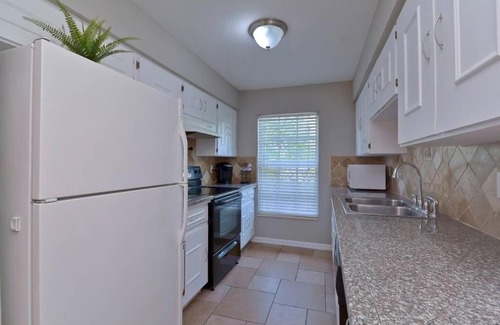East Ybor House | Ybor Casita! 3-Bedrooms Steps away from Centro Ybor!