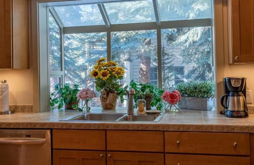 Twin Creeks House | Yeager Home Elkhorn