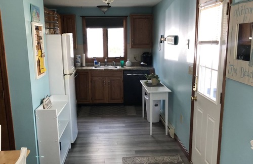 York Beach House | Year round beach house 5 minute walk to beach with all the comforts of home.