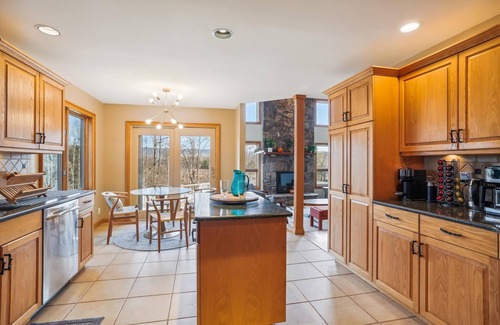 Davis House | Year-round paradise in the center of Canaan Valley. Come join us Hearthside!