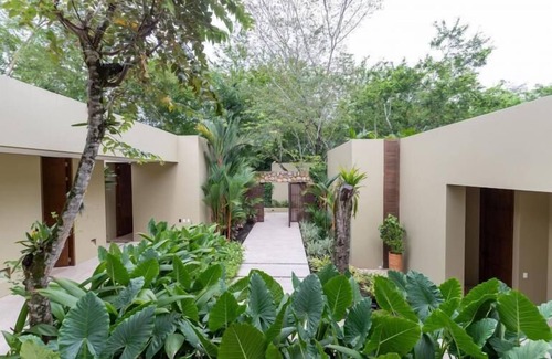 Anapoima House | Yeguas Y64 by Wynwood House