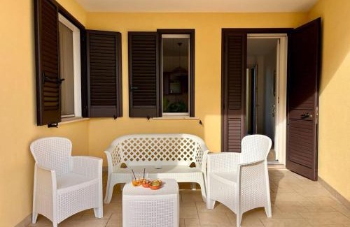 Posto Vecchio House | Yellow Beachfront house 60 m by Salento Prime