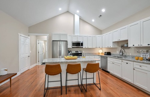 Hendersonville House | Yellow Bike Bungalow-Block from Bike Trail-Fireplace & Hot Tub - Dog Friendly