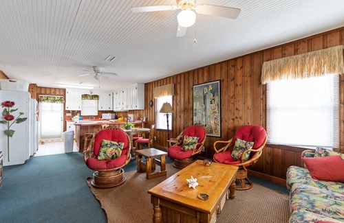 Holden Beach House | Yellow Bird: Retro 1965 Oceanfront Beach Cottage!