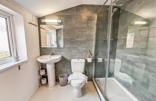 Southport House | Yellow House Cottage