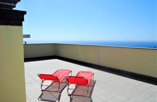 Albissola Marina House | Yellow House