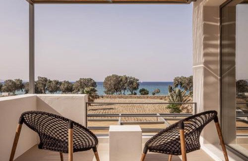 Tinos Hotel | Yenesis Seaside Retreat - Adults only over 15