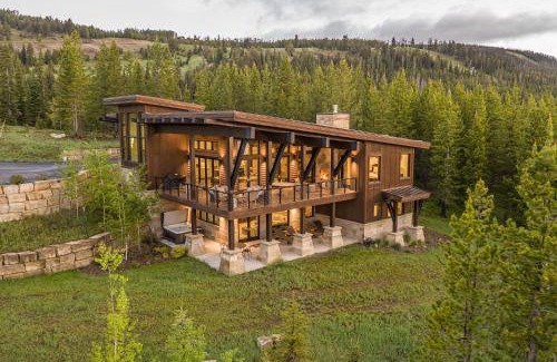 Spanish Peaks House | Yeti Ridge Retreat