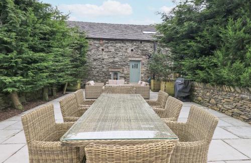 Penny Bridge House | Yew Cottage