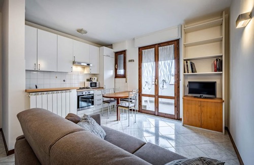 Isolotto Apartment | YiD quite apt Leopolda with parking