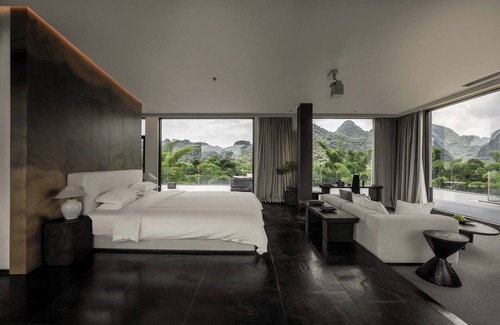 Ten Mile Gallery Hotel | YINGMAN HOTEL